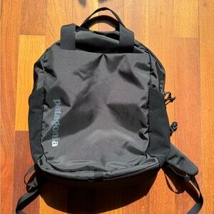 Patagonia Atom Tote Backpack 20L